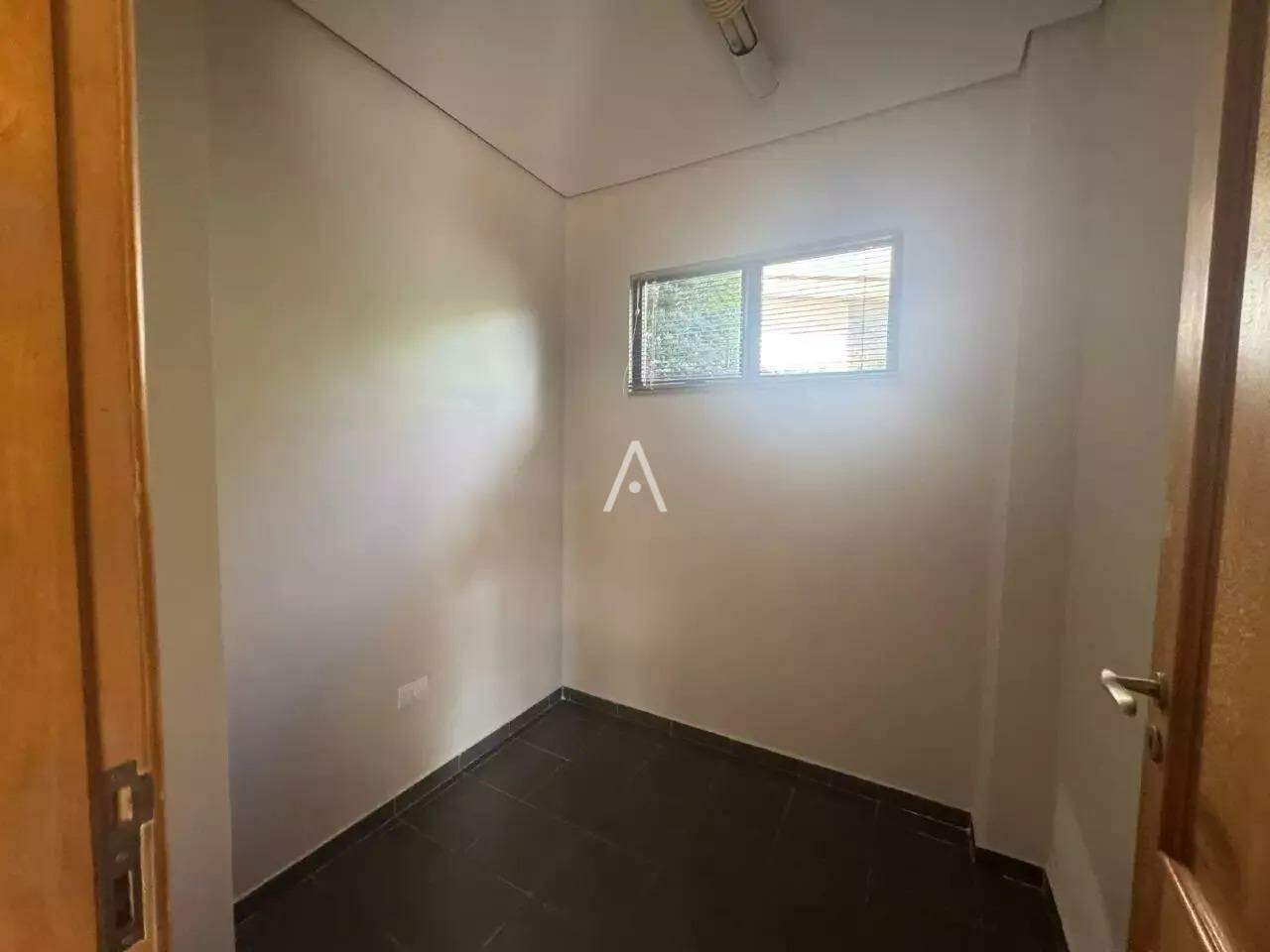 Sobrado para à venda no Bairro PACAEMBU em CASCAVEL: 