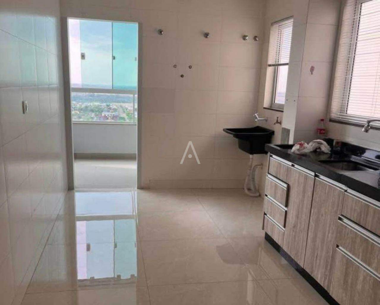 Apartamento para à venda no Bairro CENTRO em CAFELANDIA: 