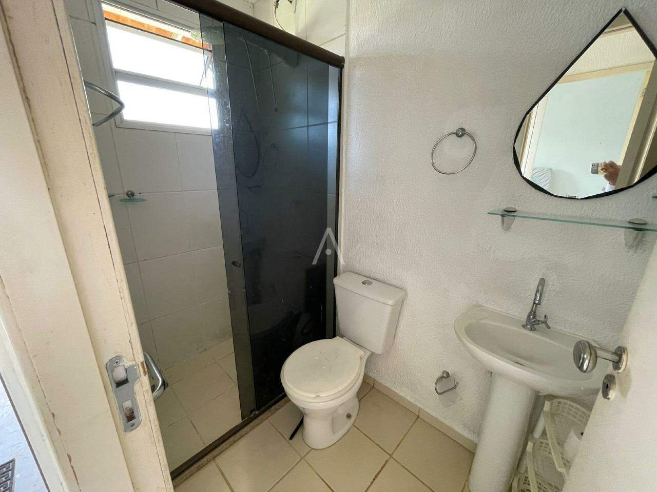 Casa Residencial para à venda no Bairro PARQUE VERDE em CASCAVEL: 