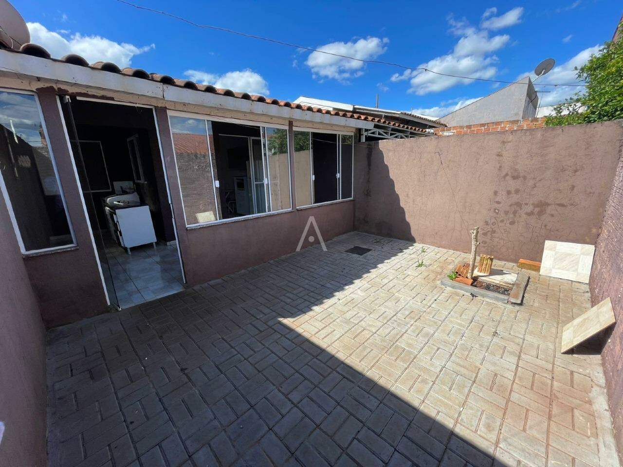 Casa Residencial para à venda no Bairro PARQUE VERDE em CASCAVEL: 