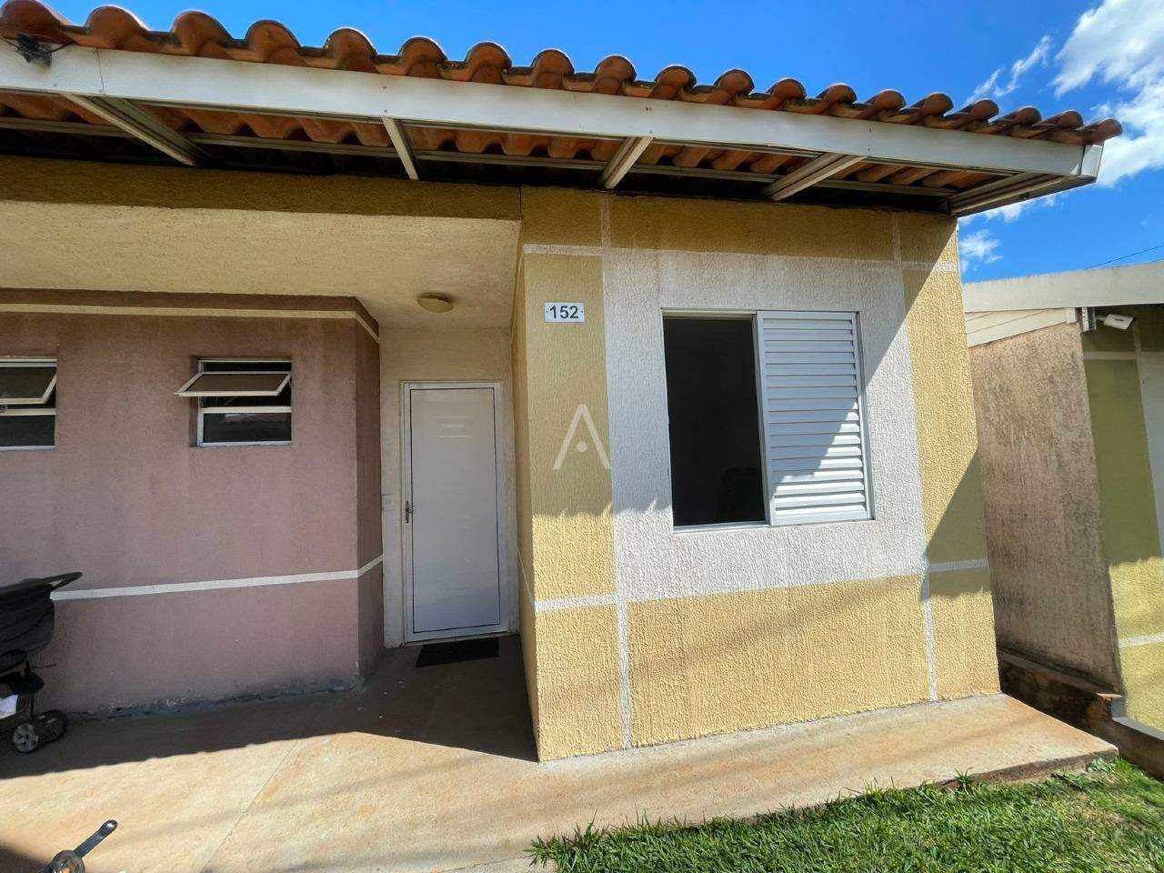 Casa Residencial para à venda no Bairro PARQUE VERDE em CASCAVEL: 