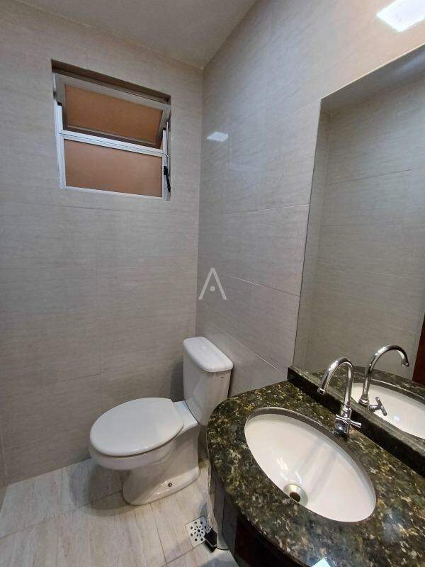 Apartamento para à venda no Bairro COQUEIRAL em CASCAVEL: 