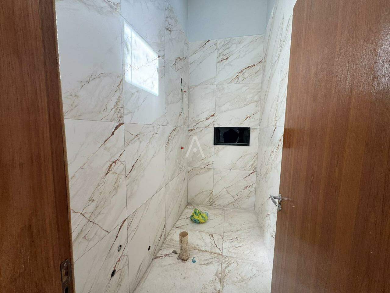 Casa Residencial para à venda no Bairro JARDIM COOPAGRO em TOLEDO:
