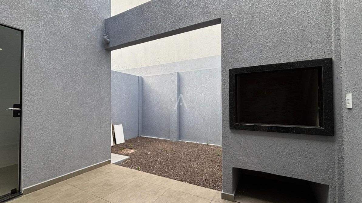 Casa Residencial para à venda no Bairro JARDIM COOPAGRO em TOLEDO: