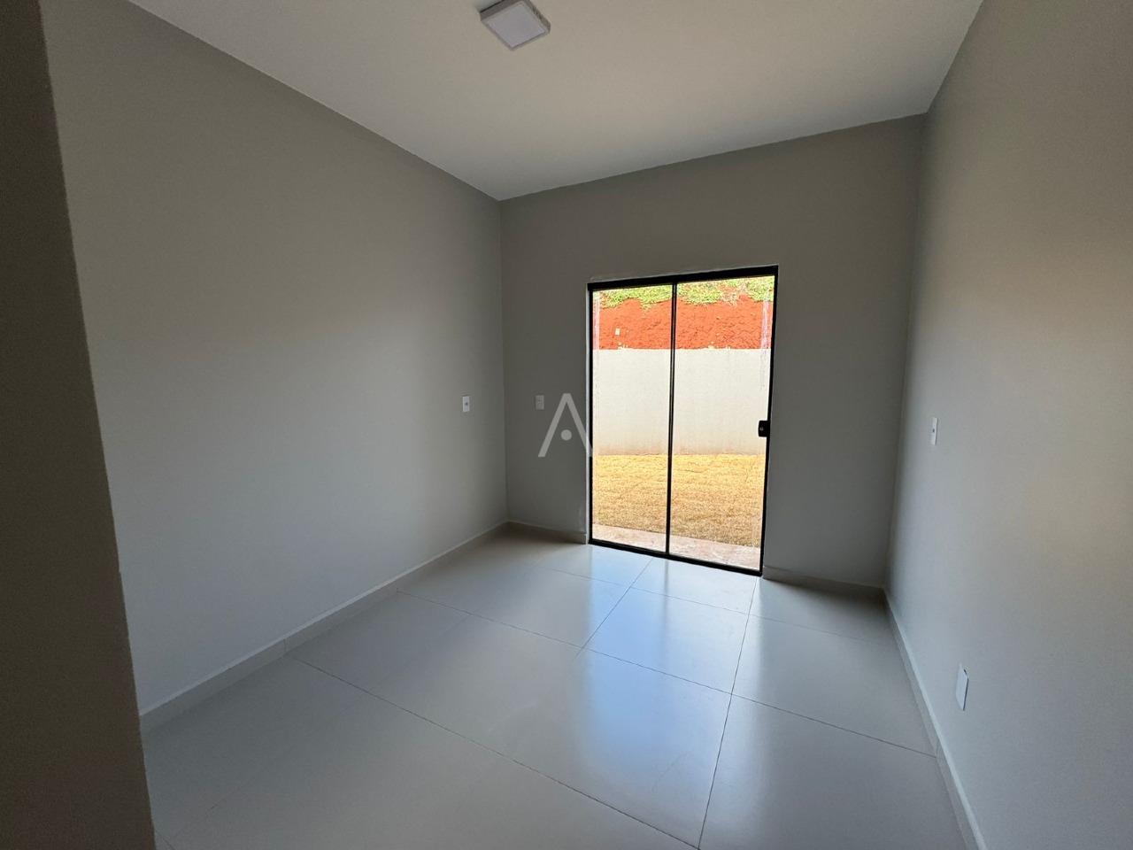 Casa Residencial para à venda no Bairro Vila Pioneiro em TOLEDO: 