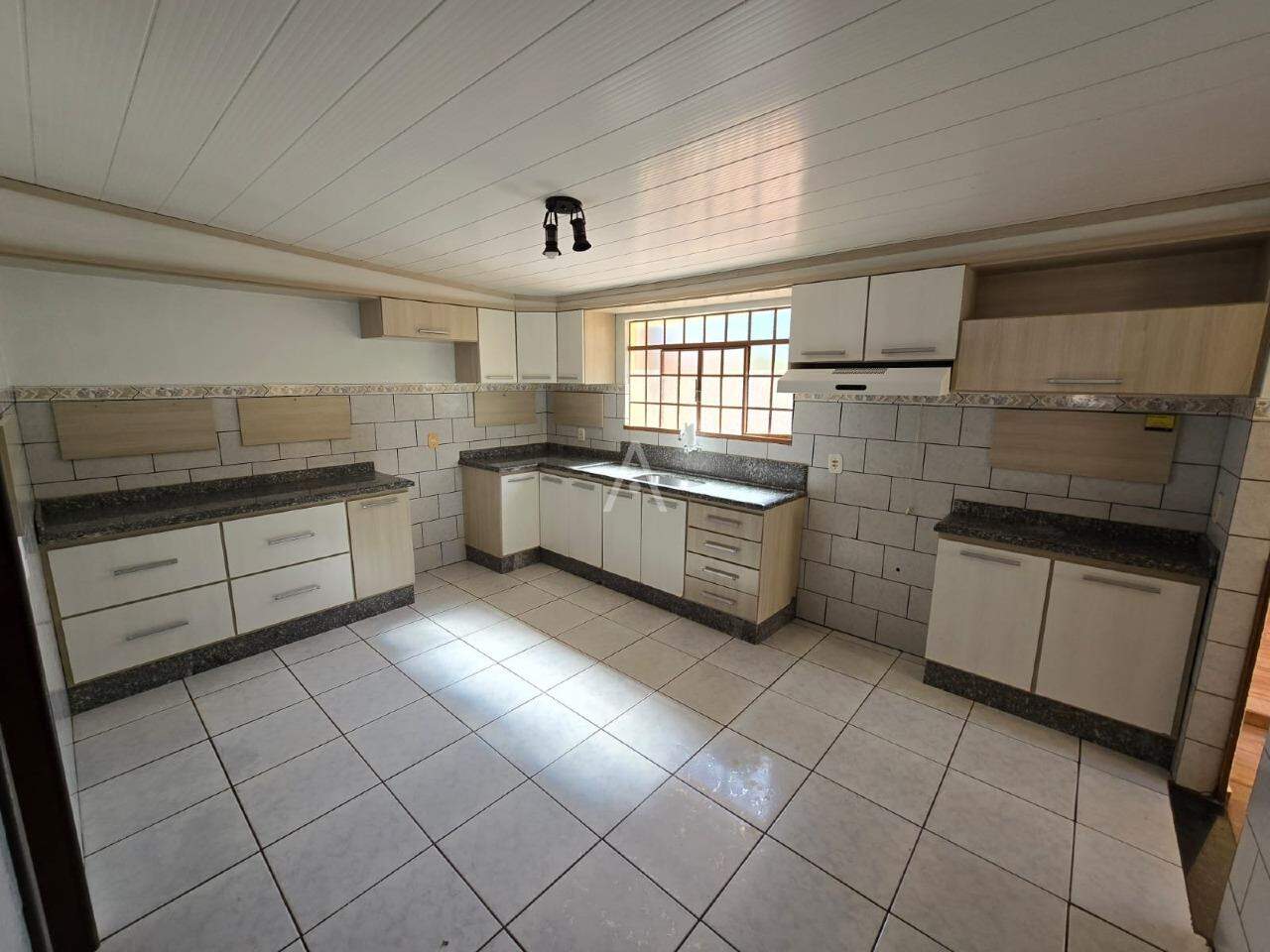 Casa Residencial para para aluguel no Bairro JARDIM GISELA em TOLEDO: 