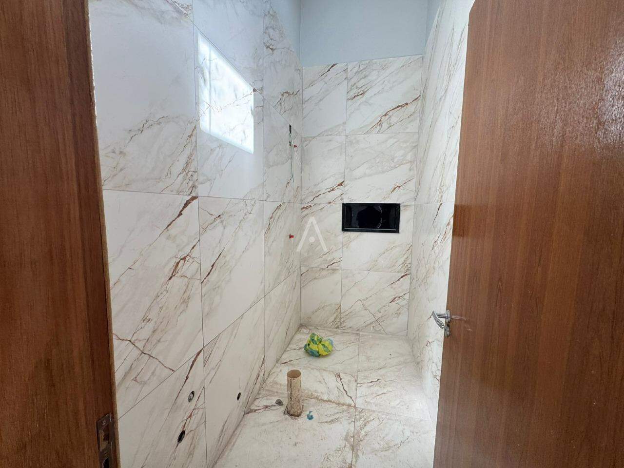 Casa Residencial para à venda no Bairro JARDIM COOPAGRO em TOLEDO: 