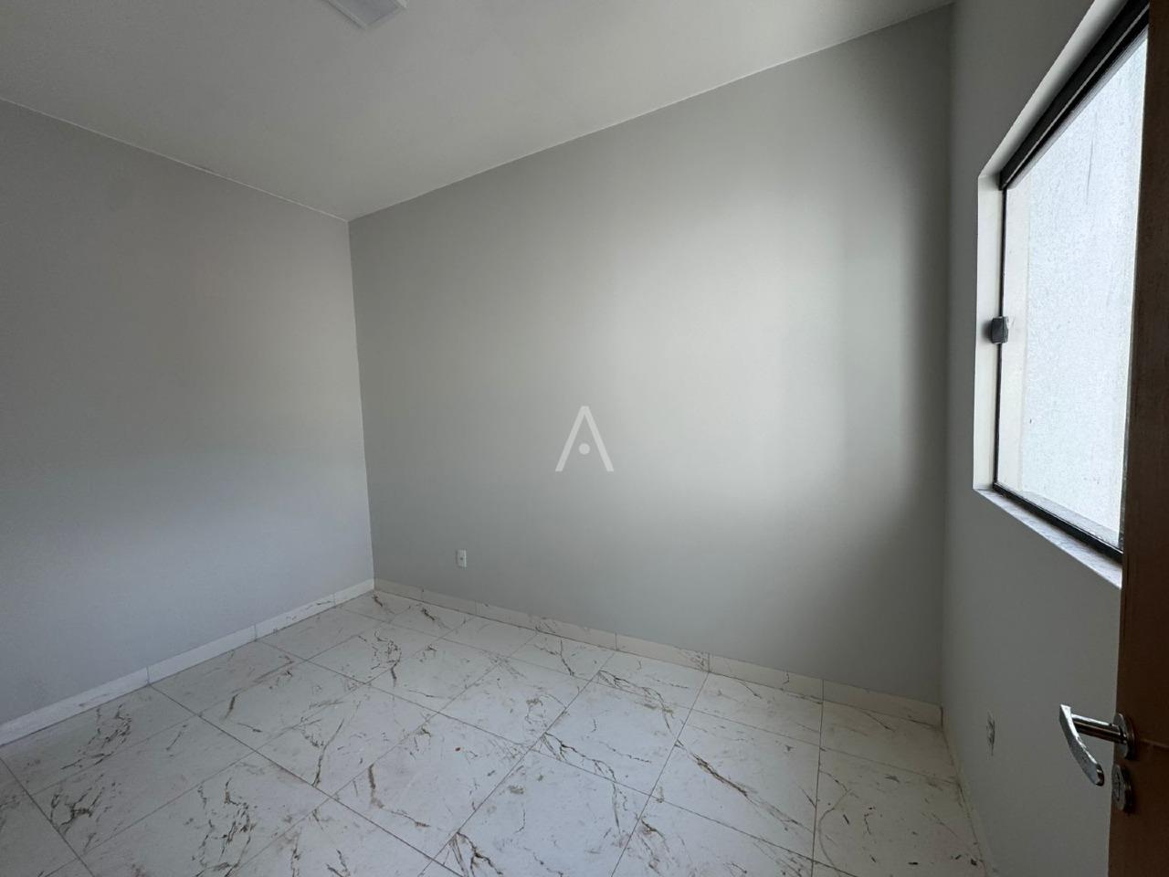 Casa Residencial para à venda no Bairro JARDIM COOPAGRO em TOLEDO: 