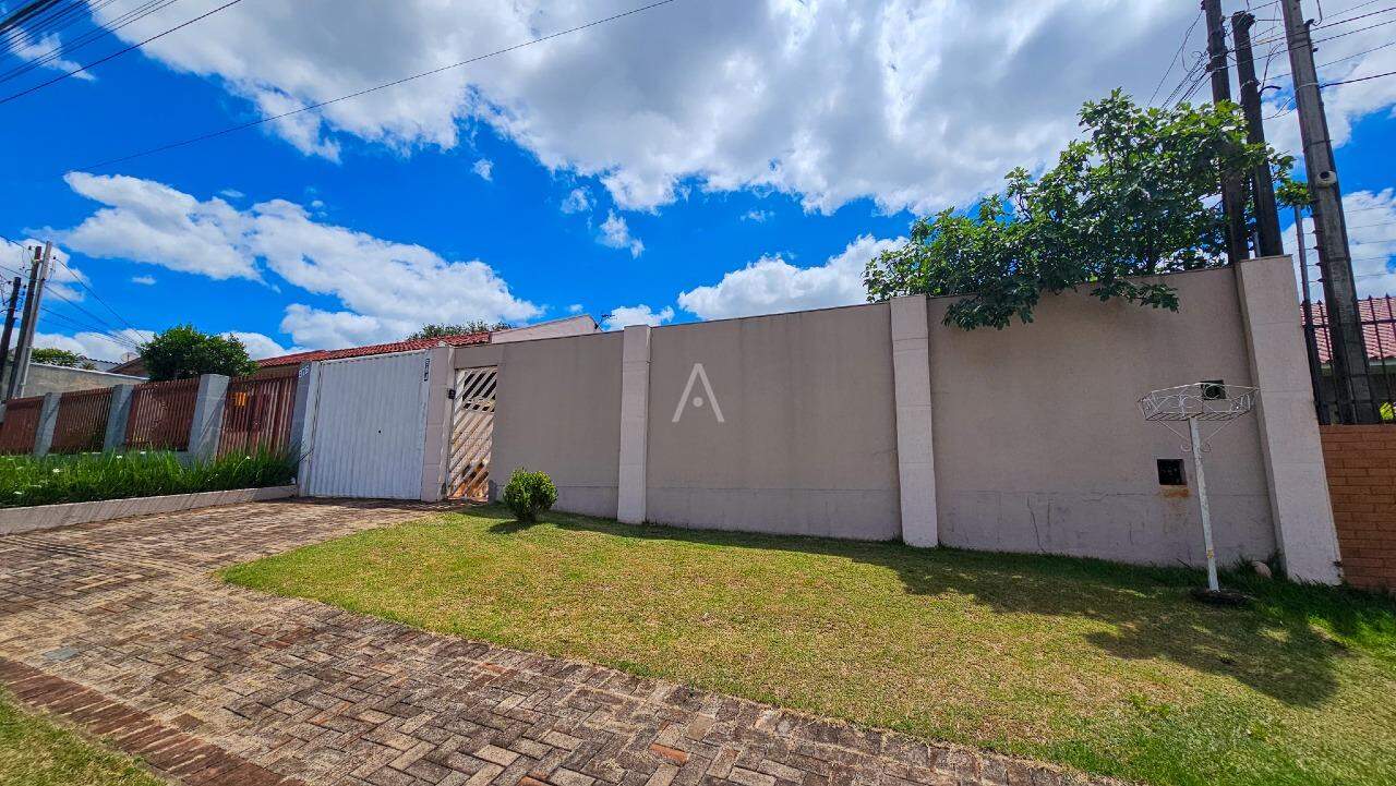 Casa Residencial para à venda no Bairro UNIVERSITARIO em CASCAVEL: 