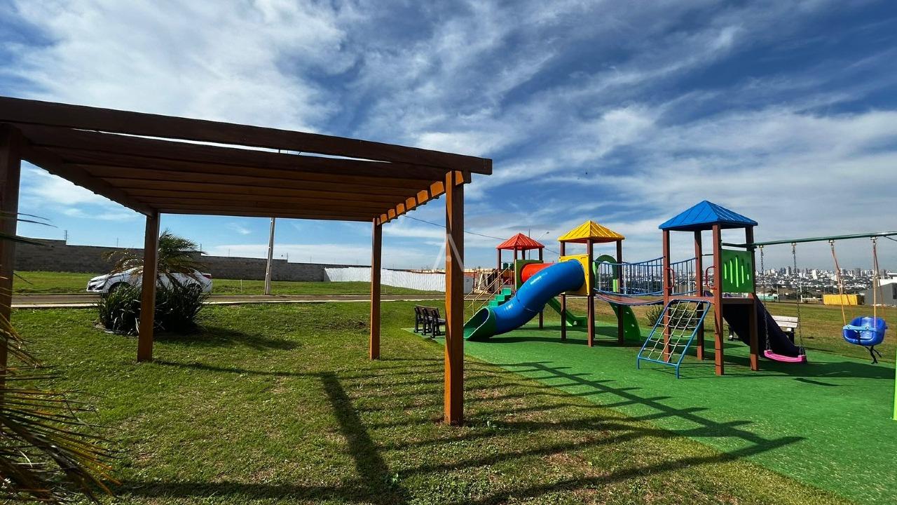 Terreno para à venda no Bairro Vista Linda em CASCAVEL: 