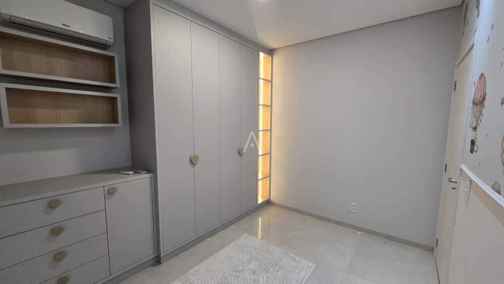 Sobrado para à venda no Bairro VILA INDUSTRIAL em TOLEDO: