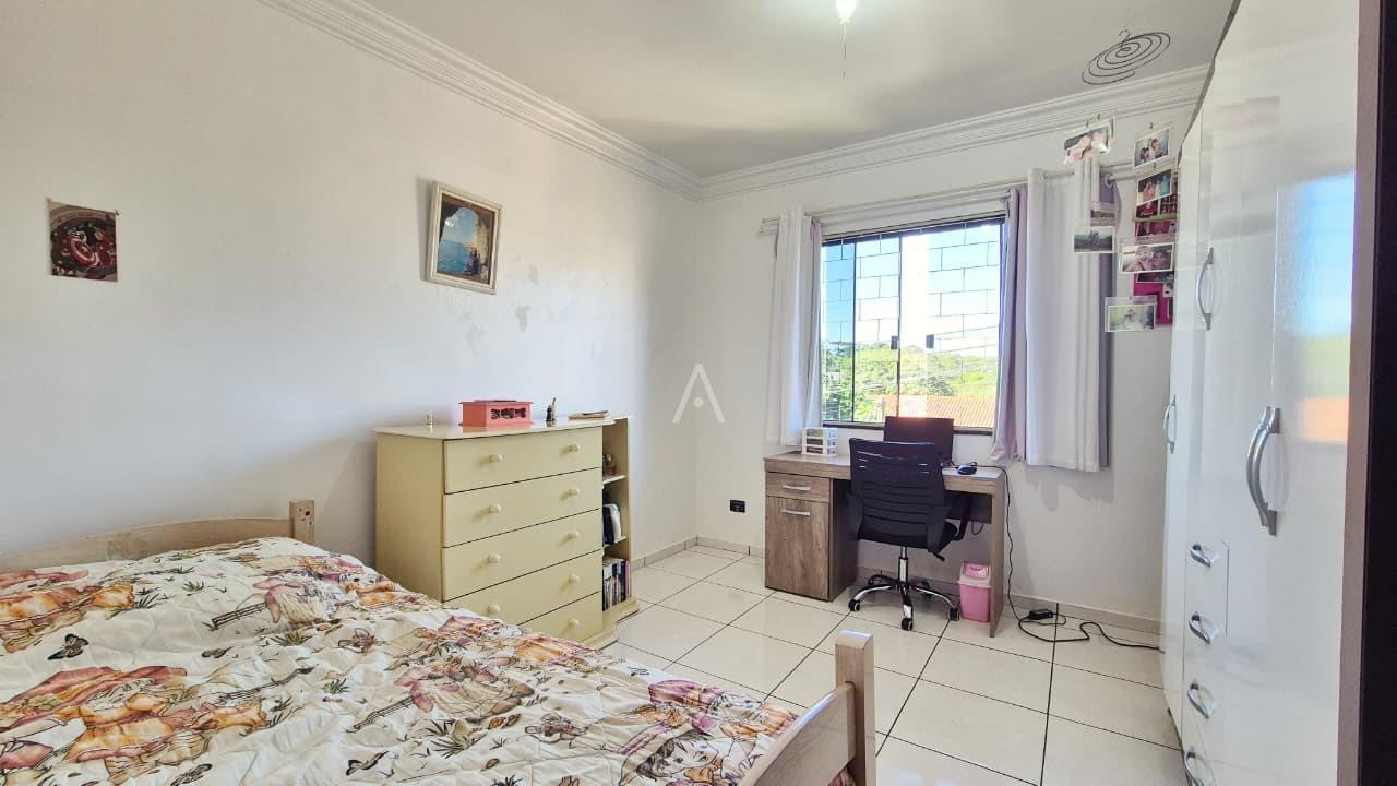 Sobrado para à venda no Bairro NOVA YORK em CASCAVEL: