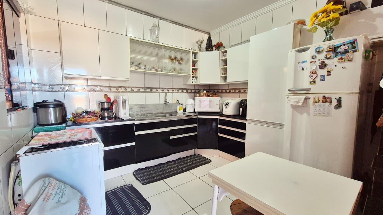 Sobrado para à venda no Bairro NOVA YORK em CASCAVEL: