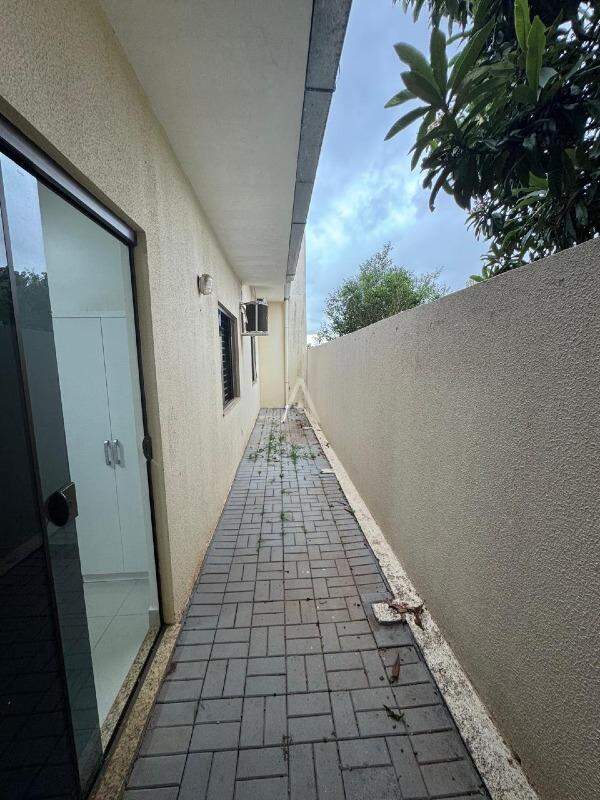 Casa Residencial para à venda no Bairro MARIA LUIZA em CASCAVEL: