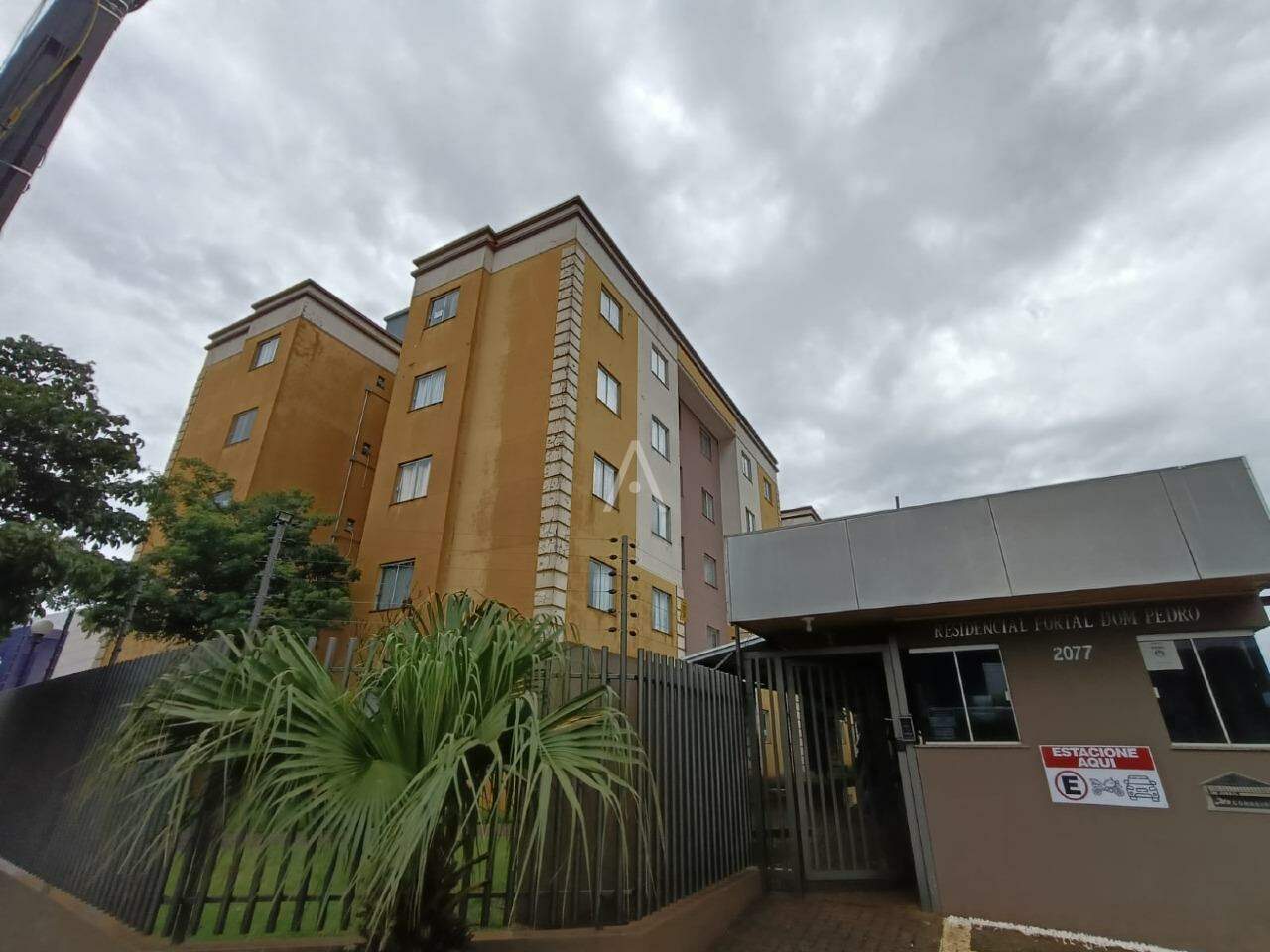 Apartamento para à venda no Bairro SANTA CRUZ em CASCAVEL: 