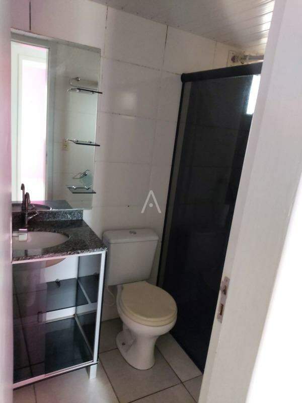 Apartamento para à venda no Bairro SANTA CRUZ em CASCAVEL: 