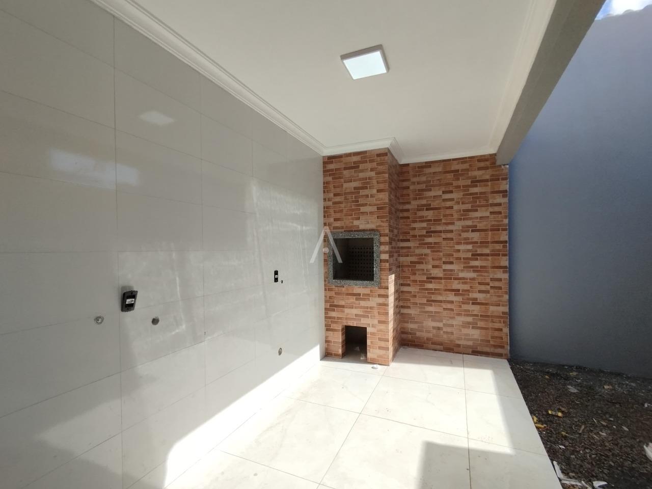 Casa Residencial para à venda no Bairro SANTOS DUMONT em CASCAVEL: ÁREA DE SERVIÇO