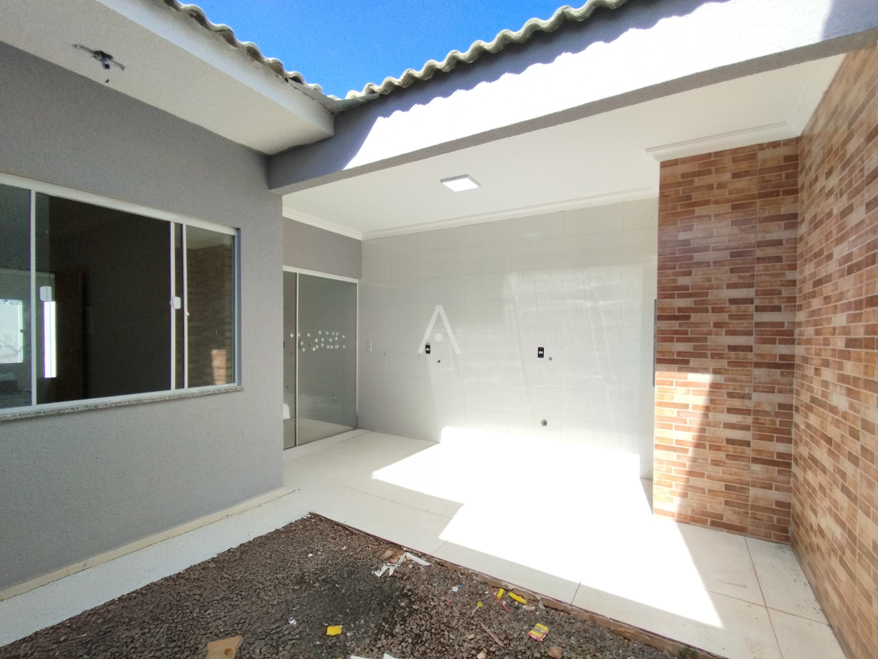 Casa Residencial para à venda no Bairro SANTOS DUMONT em CASCAVEL: FUNDOS