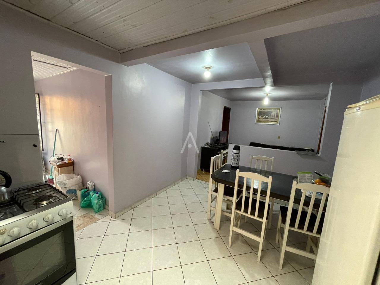 Casa Residencial para à venda no Bairro PERIOLO em CASCAVEL: 