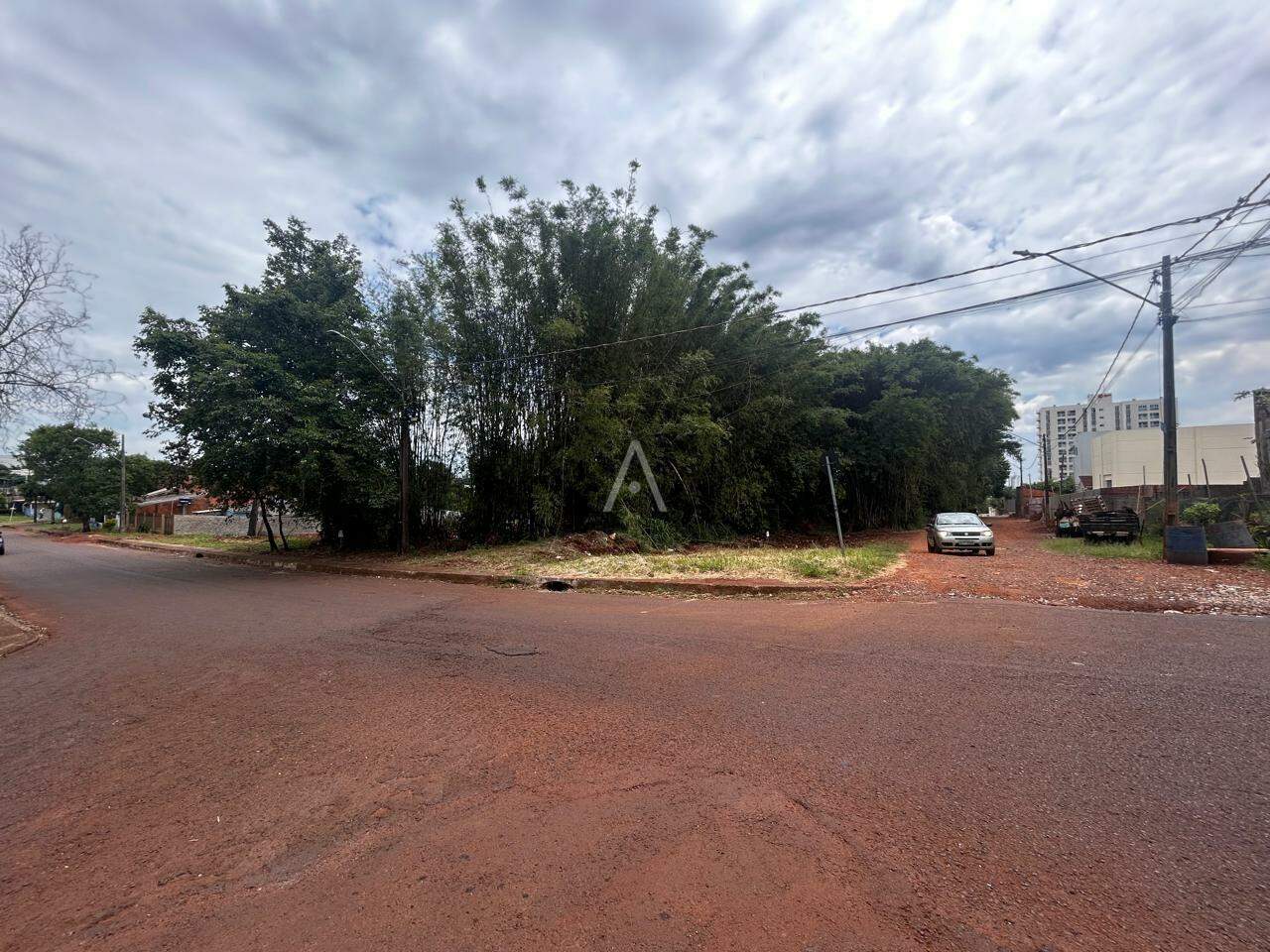 Terreno para à venda no Bairro SANTA CRUZ em CASCAVEL: 