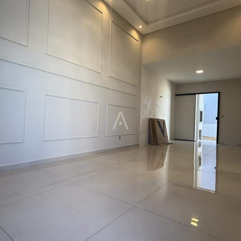 Casa Residencial para à venda no Bairro RECANTO TROPICAL em CASCAVEL: 