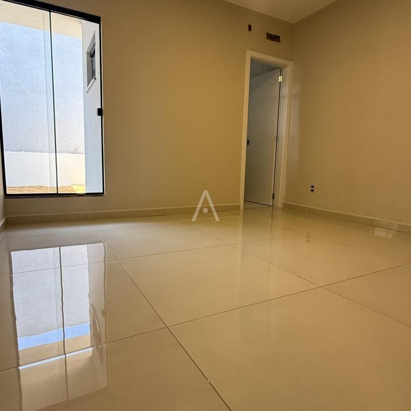 Casa Residencial para à venda no Bairro RECANTO TROPICAL em CASCAVEL: 