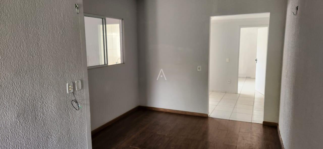 Casa Residencial para à venda no Bairro PARQUE VERDE em CASCAVEL: 