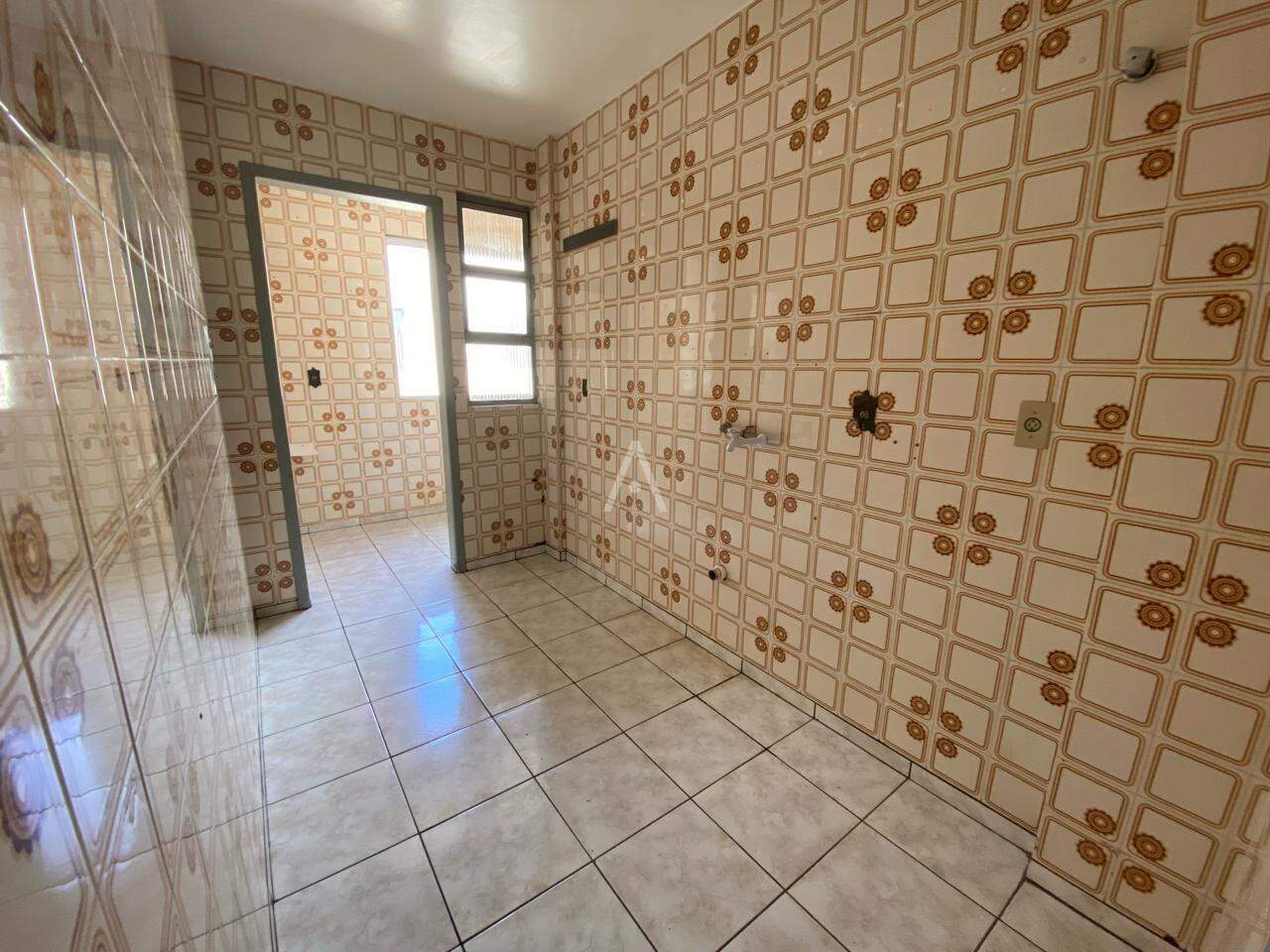 Apartamento para à venda no Bairro GRAMADO em CASCAVEL: 
