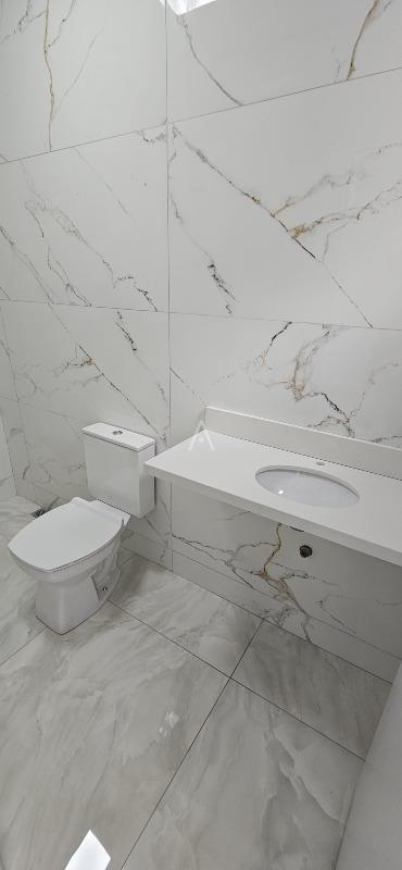 Sobrado para à venda no Bairro CANCELLI em CASCAVEL: 