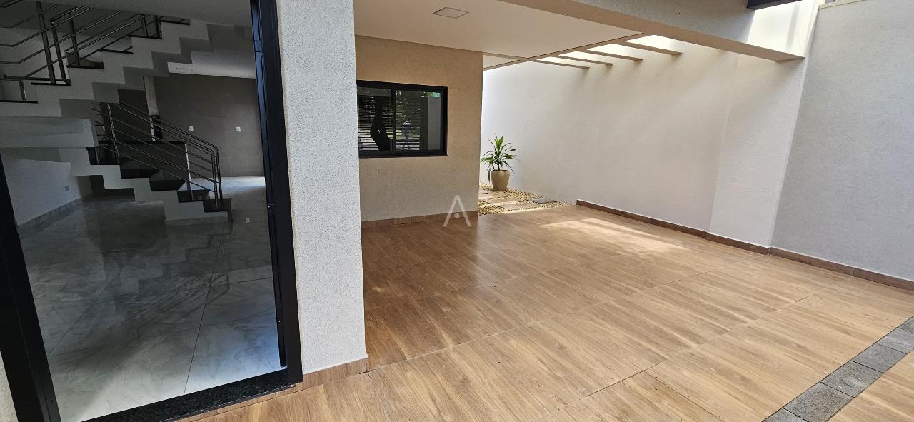 Sobrado para à venda no Bairro CANCELLI em CASCAVEL: 