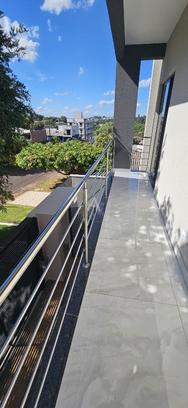 Sobrado para à venda no Bairro CANCELLI em CASCAVEL: 