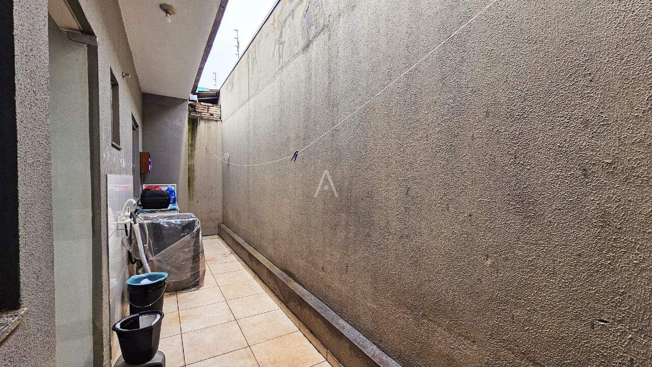 Casa Residencial para à venda no Bairro ESMERALDA em CASCAVEL: 