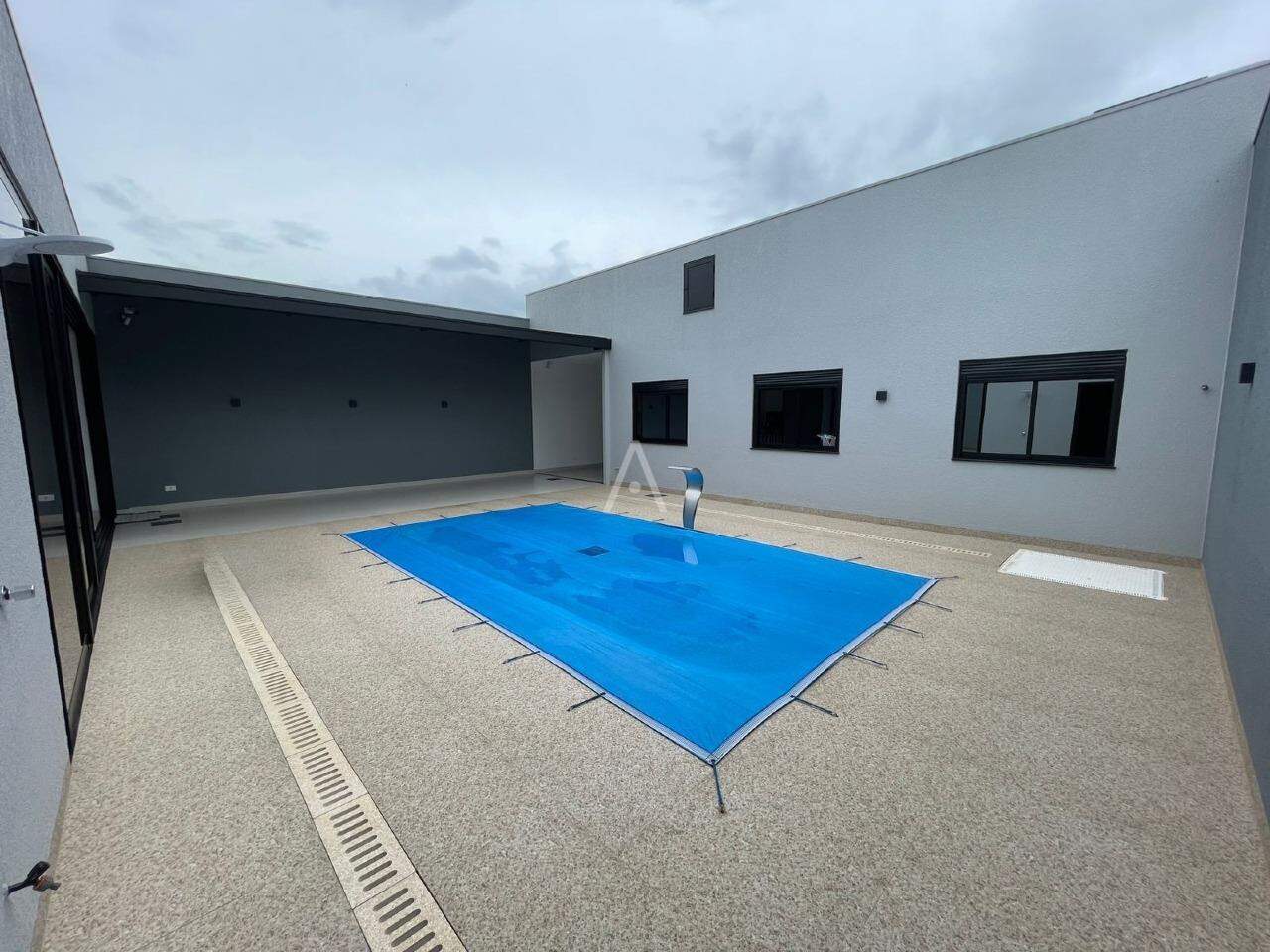 Casa Residencial para à venda no Bairro UNIVERSITARIO em CASCAVEL: 