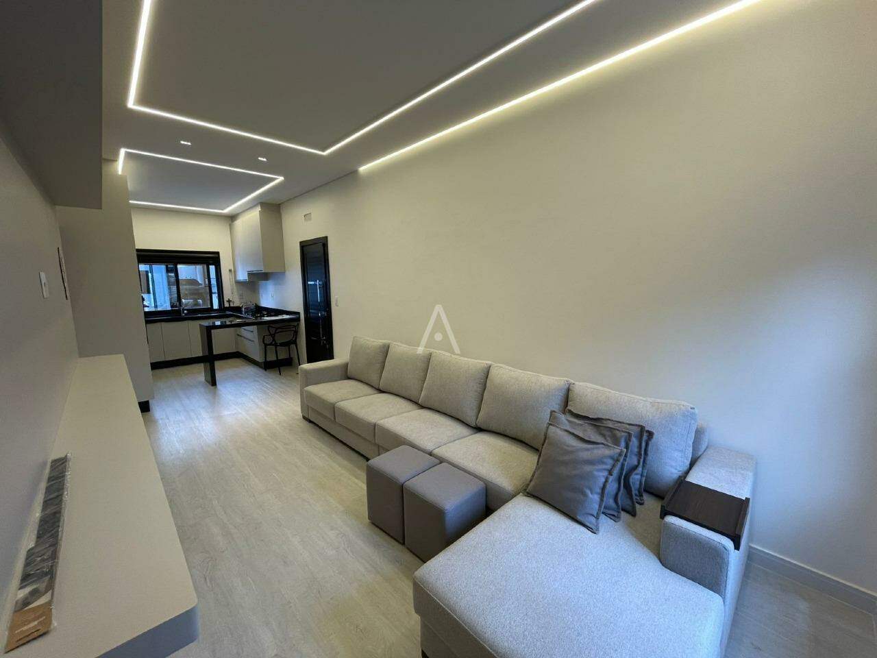 Casa Residencial para à venda no Bairro UNIVERSITARIO em CASCAVEL: 