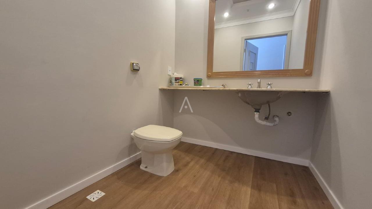 Sala Comercial para para aluguel no Bairro CENTRO em CASCAVEL: BANHEIRO