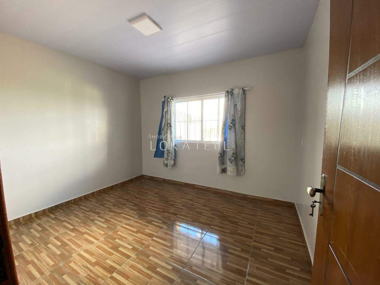 Casa Residencial para para aluguel no Bairro JD VENEZA em CASCAVEL: 