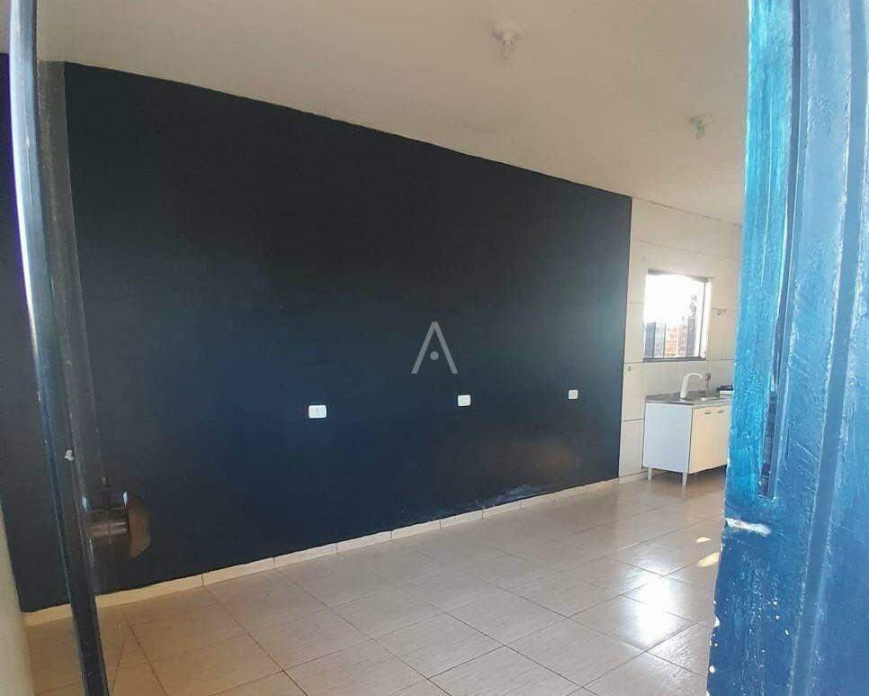 Casa Residencial para à venda no Bairro SEDE ALVORADA em CASCAVEL: 