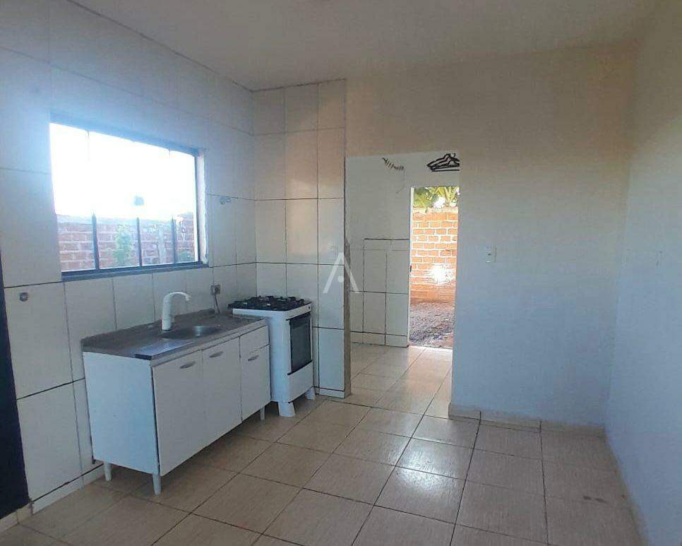 Casa Residencial para à venda no Bairro SEDE ALVORADA em CASCAVEL: 