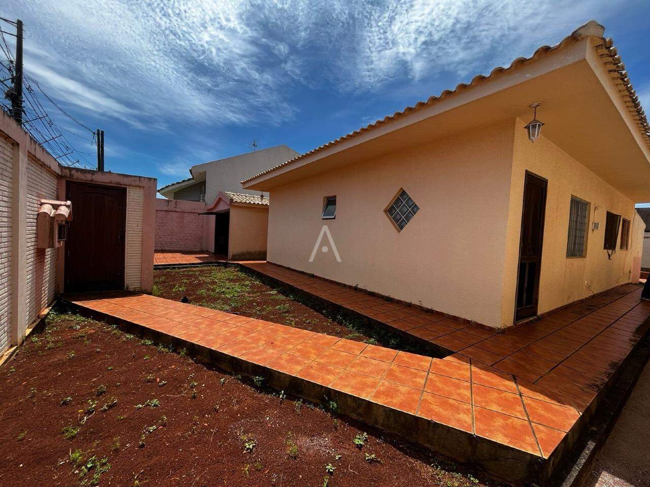 Casa Residencial para à venda no Bairro PARQUE VERDE em CASCAVEL: 