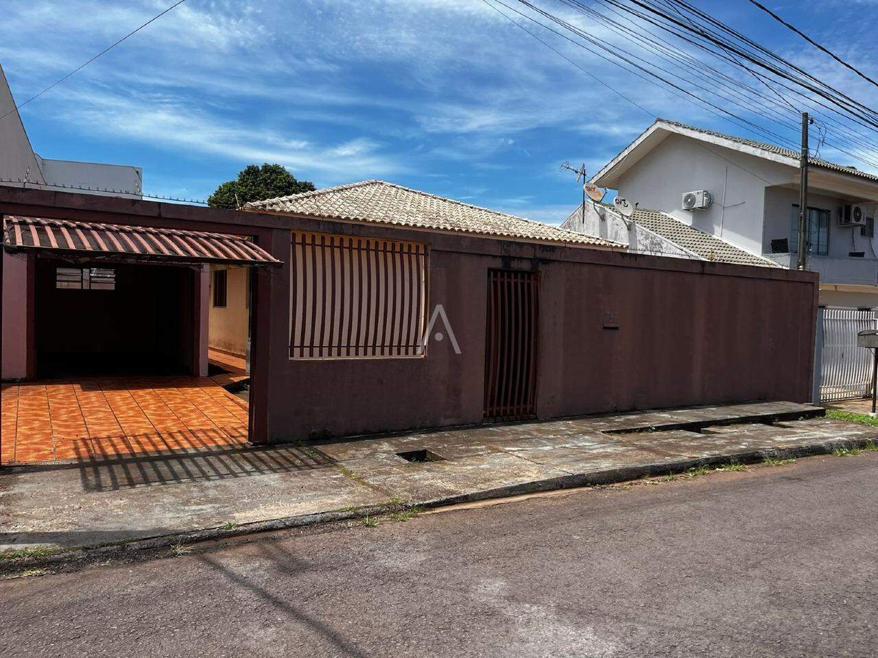 Casa Residencial para à venda no Bairro PARQUE VERDE em CASCAVEL: 