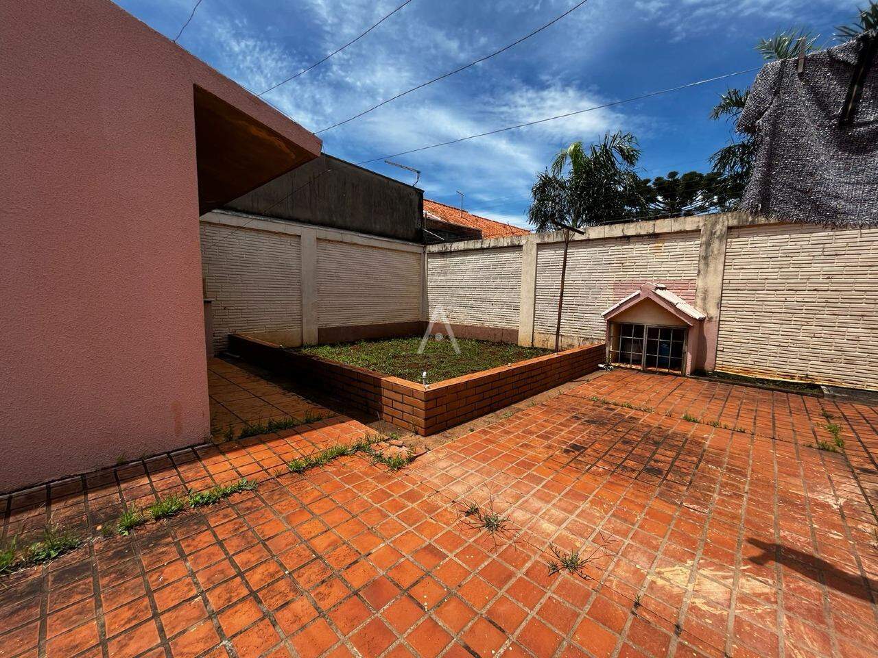 Casa Residencial para à venda no Bairro PARQUE VERDE em CASCAVEL: 