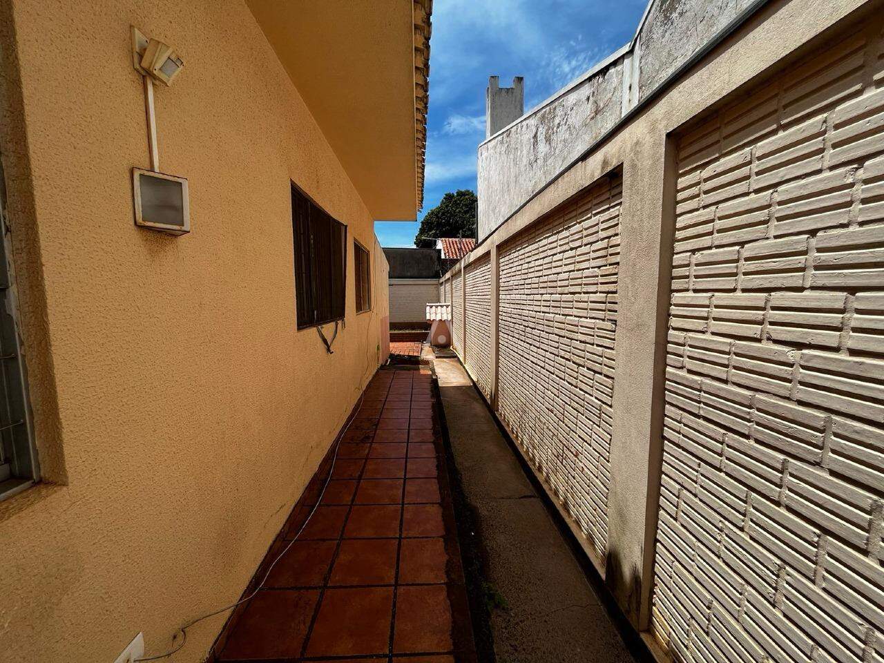 Casa Residencial para à venda no Bairro PARQUE VERDE em CASCAVEL: 