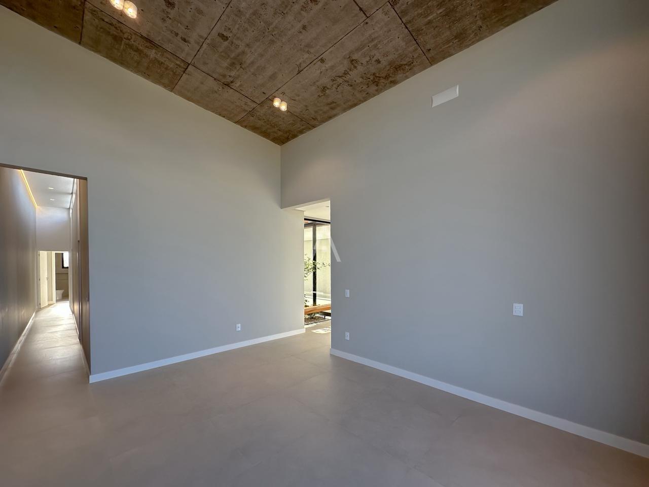 Casa Residencial para à venda no Bairro CATARATAS em CASCAVEL: 