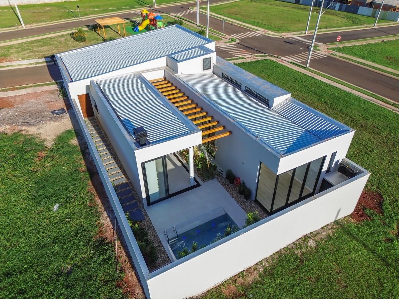 Casa Residencial para à venda no Bairro CATARATAS em CASCAVEL: 