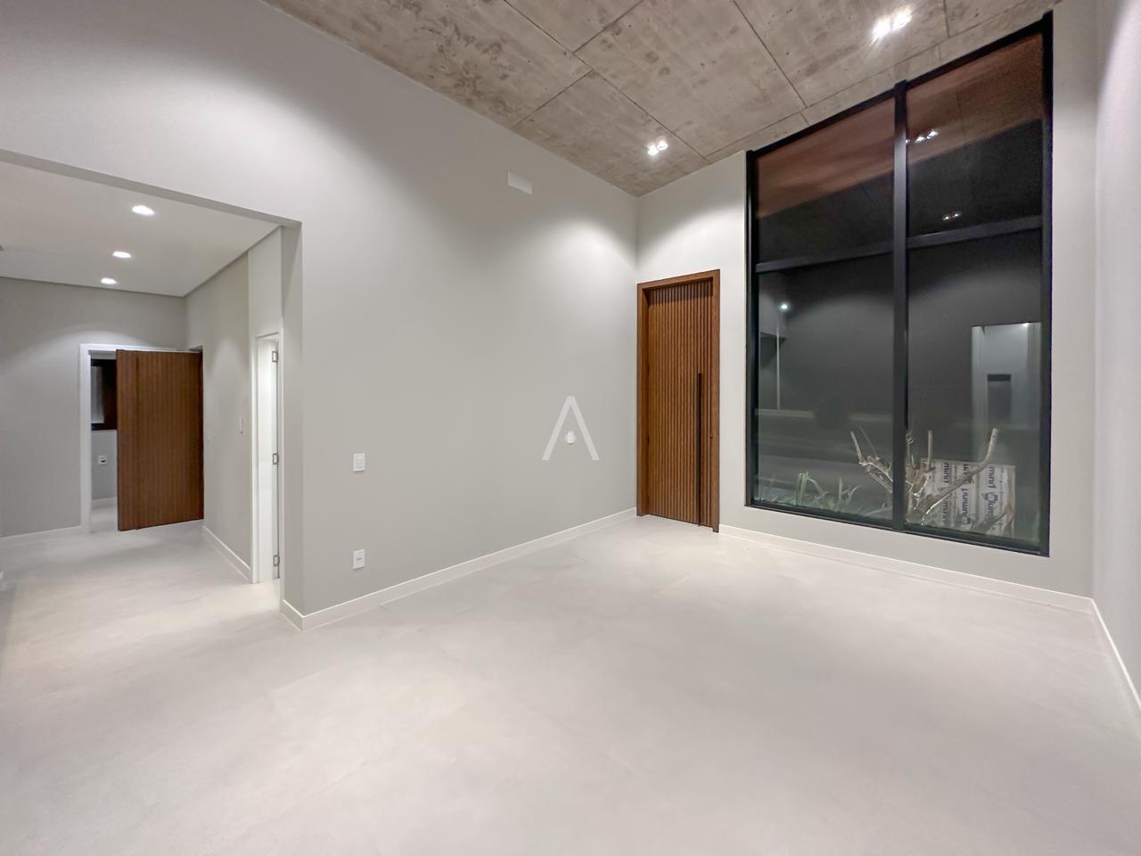 Casa Residencial para à venda no Bairro CATARATAS em CASCAVEL: 