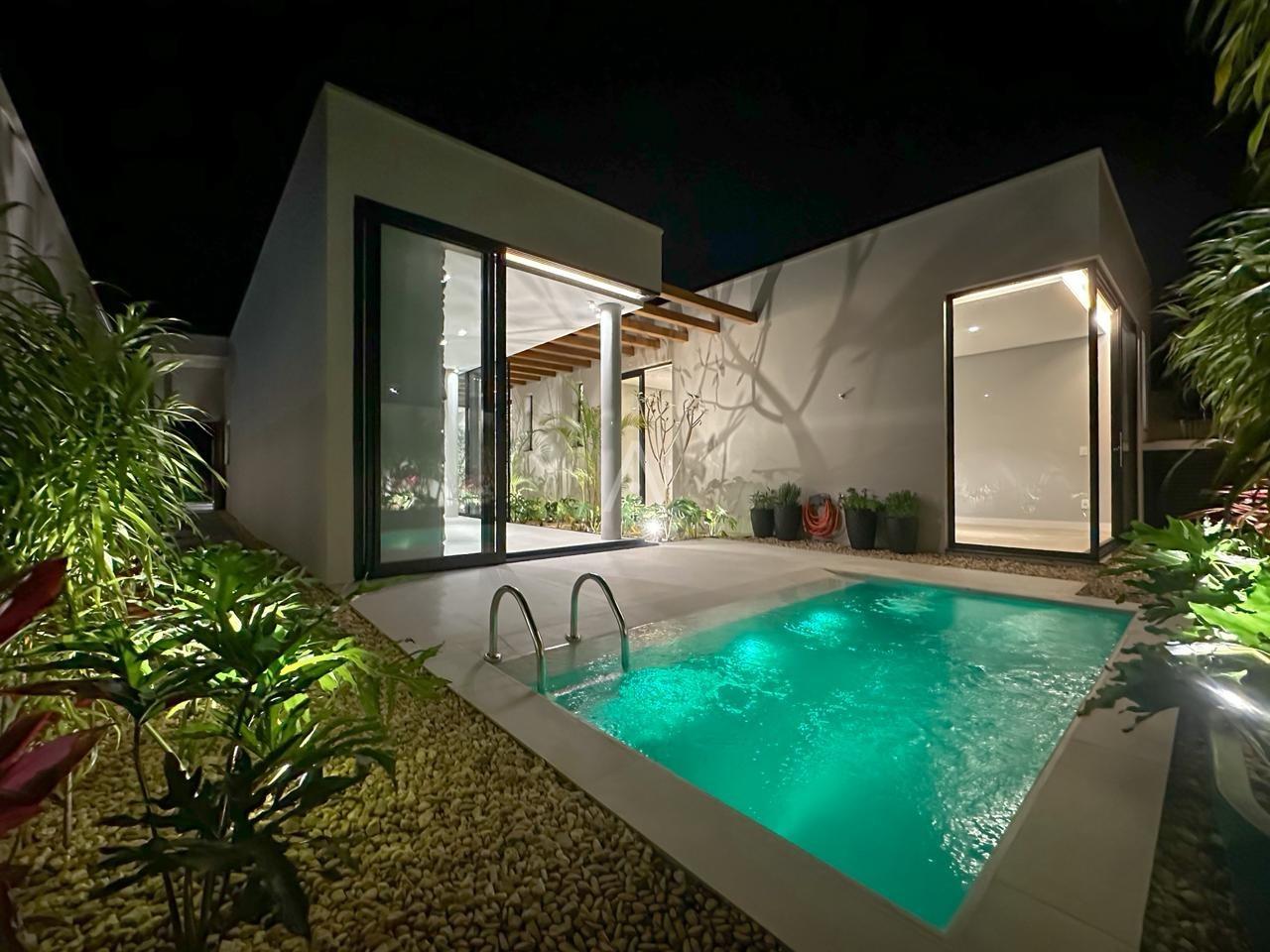 Casa Residencial para à venda no Bairro CATARATAS em CASCAVEL: 