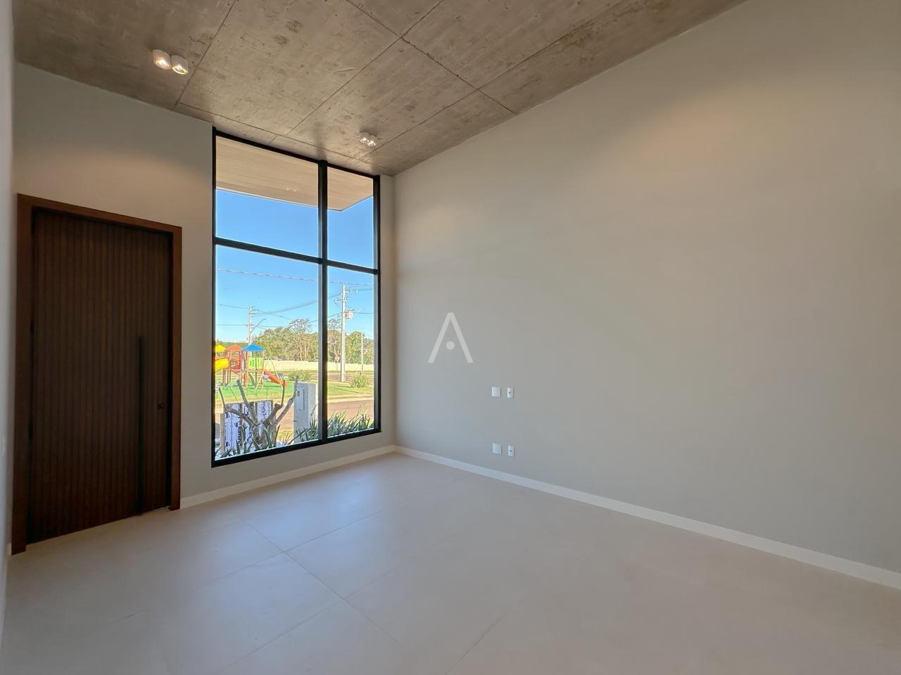 Casa Residencial para à venda no Bairro CATARATAS em CASCAVEL: 