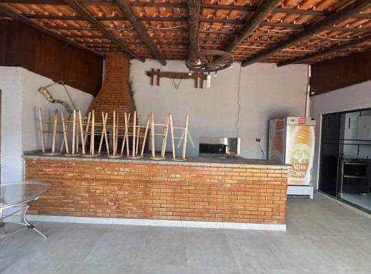 Casa Residencial para para aluguel no Bairro ESMERALDA em CASCAVEL: Churrasqueira