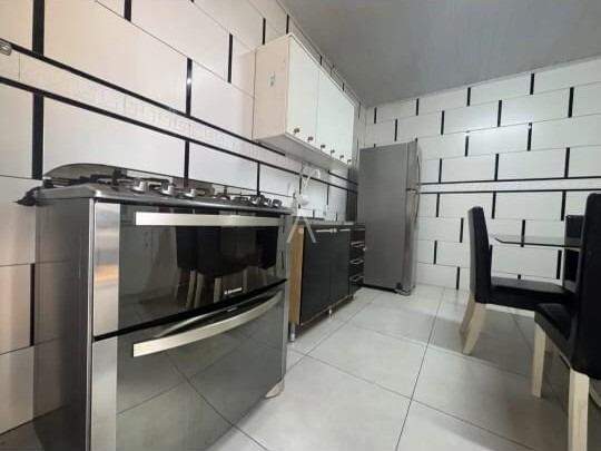 Casa Residencial para para aluguel no Bairro ESMERALDA em CASCAVEL: Cozinha