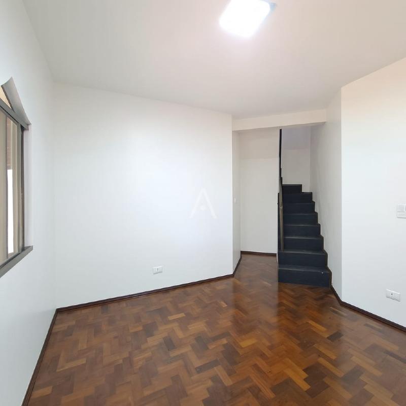 Sobrado para à venda no Bairro Pioneiros Catarinenses em CASCAVEL: 